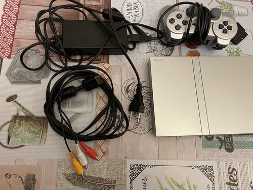 Sony playstation slim in - 2, slim,