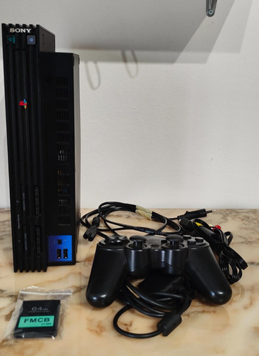 Sony playstation fat console - 2,